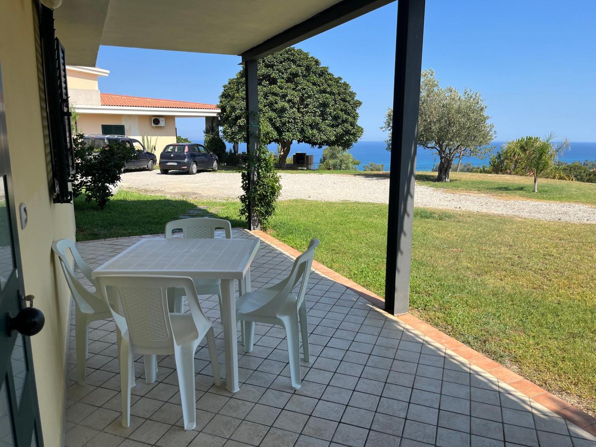 Luna Apartaments Badolato Marina Exteriör bild